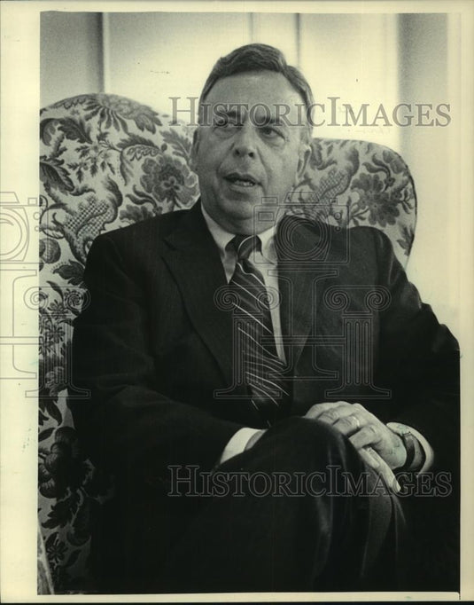 1984 Press Photo George Slater, Milwaukee president of the Marine Corp. - Historic Images