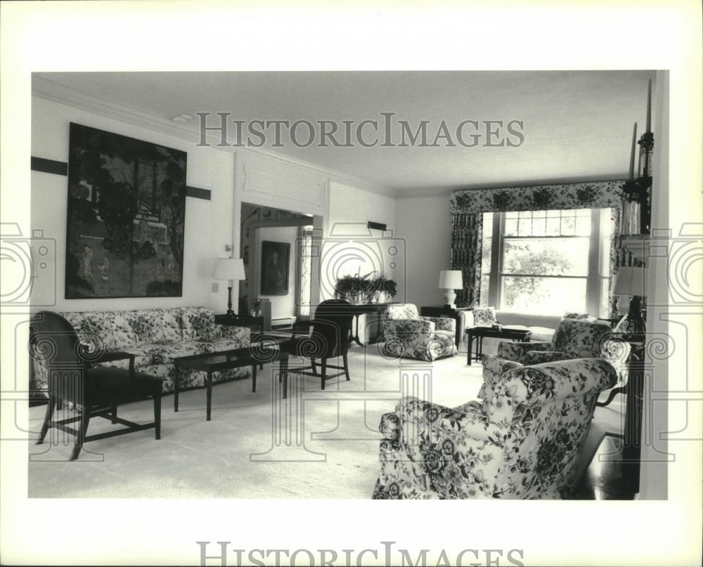 1991 Press Photo Living room, Brittingham Mansion, University of Wisconsin - Historic Images