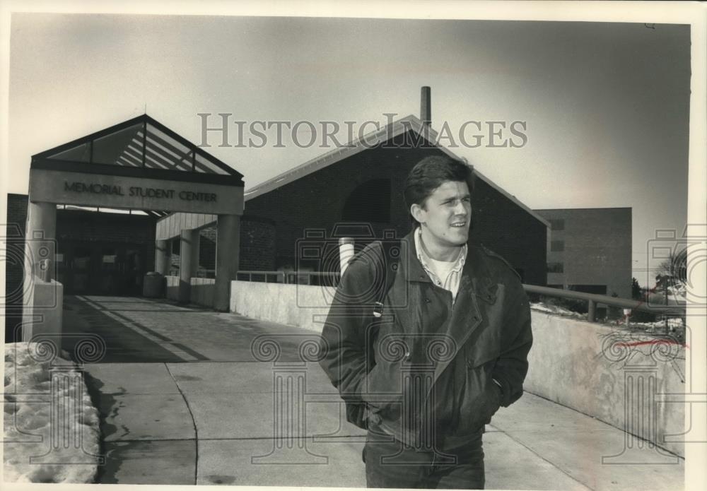 1989 Press Photo Todd Schuman industrial tech student at UW-Stout - mjc15069 - Historic Images