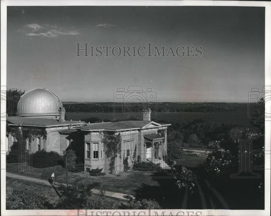 Press Photo University of Wisconsin-Madison's Washburn observatory building - Historic Images