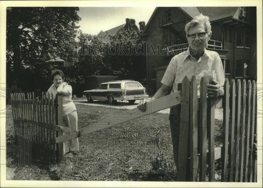 1979 Press Photo Glen and Ruby Singleton at Layton Blvd Group Home - mjc16048 - Historic Images