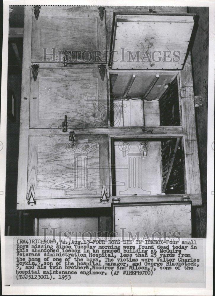 1953 Press Photo Small Boy Icebox McGuire Veteran Dead - RRV61285 - Historic Images