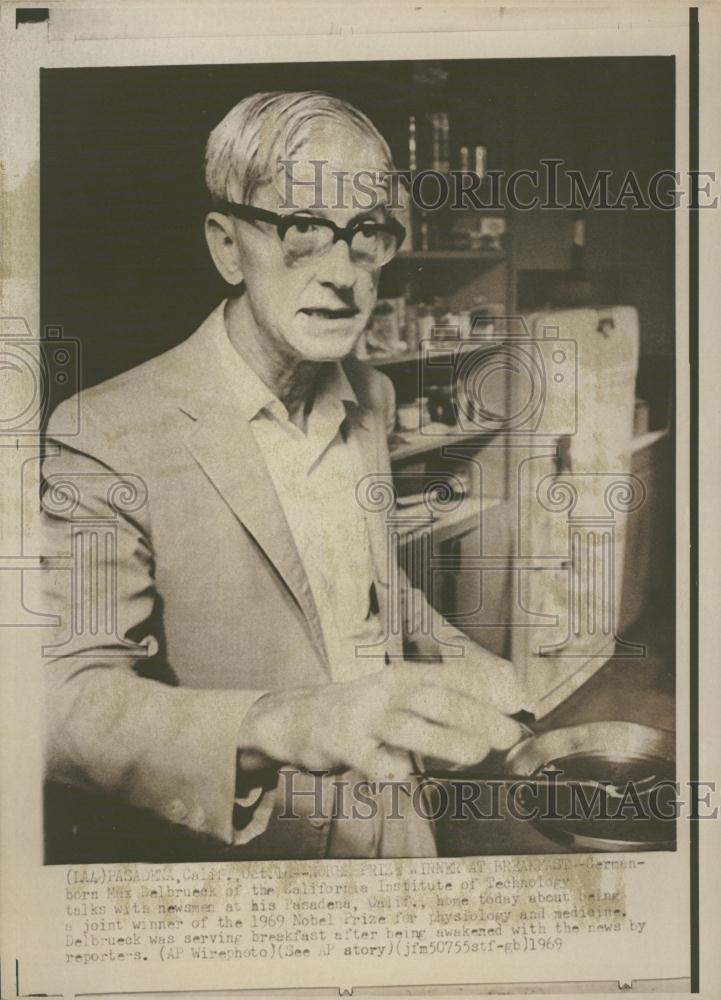 1969 Press Photo Max Delbrueck Biophysicist - RRV32557 - Historic Images