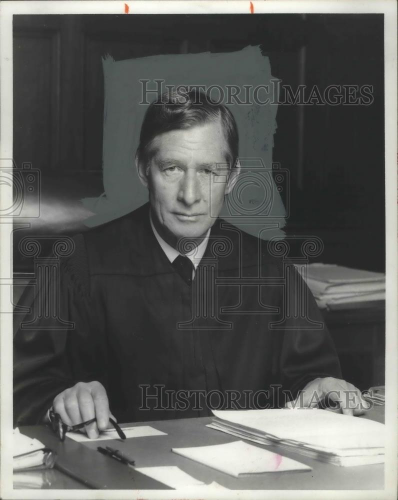 1976 Press Photo Frank Johnson, Federal Judge - abno05742 - Historic Images