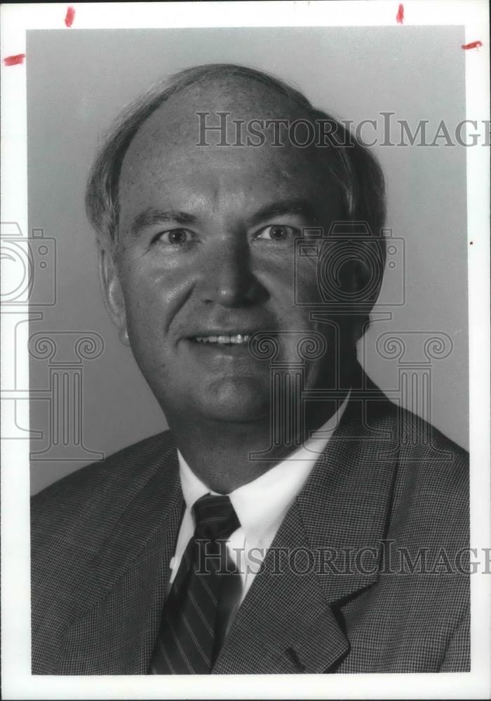 1990 Press Photo Rodney C. Gilbert, Rust International, Inc. - abno05081 - Historic Images