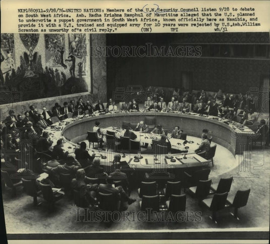 1976 Press Photo Members Of UN Security Council Listen To Debate - mjc22166 - Historic Images
