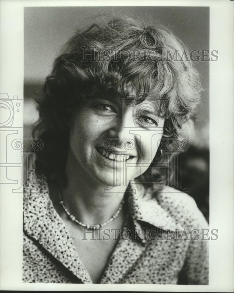 1976 Press Photo Dr. Arlene Skolnick, University of California psychologist - Historic Images