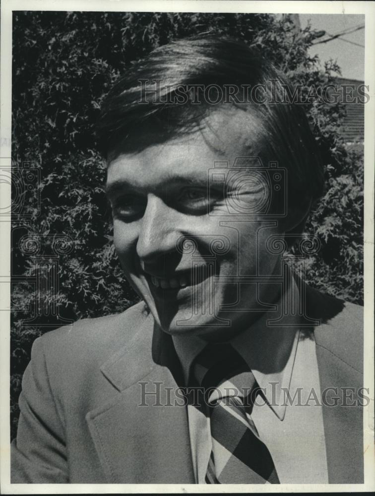 1977 Press Photo Lt. Governor Martin Schreiber, Wisconsin - mjc20775 - Historic Images