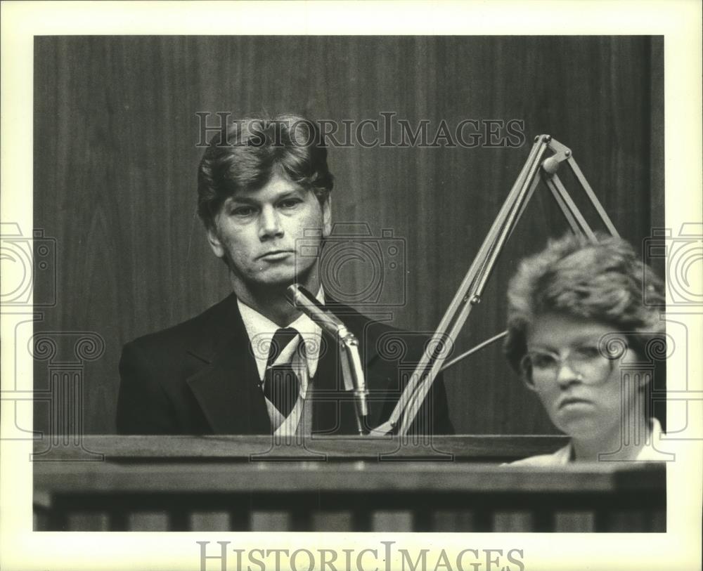 1981 Press Photo Michael Pohl, witness in James Schoemperlen trial, Wisconsin - Historic Images