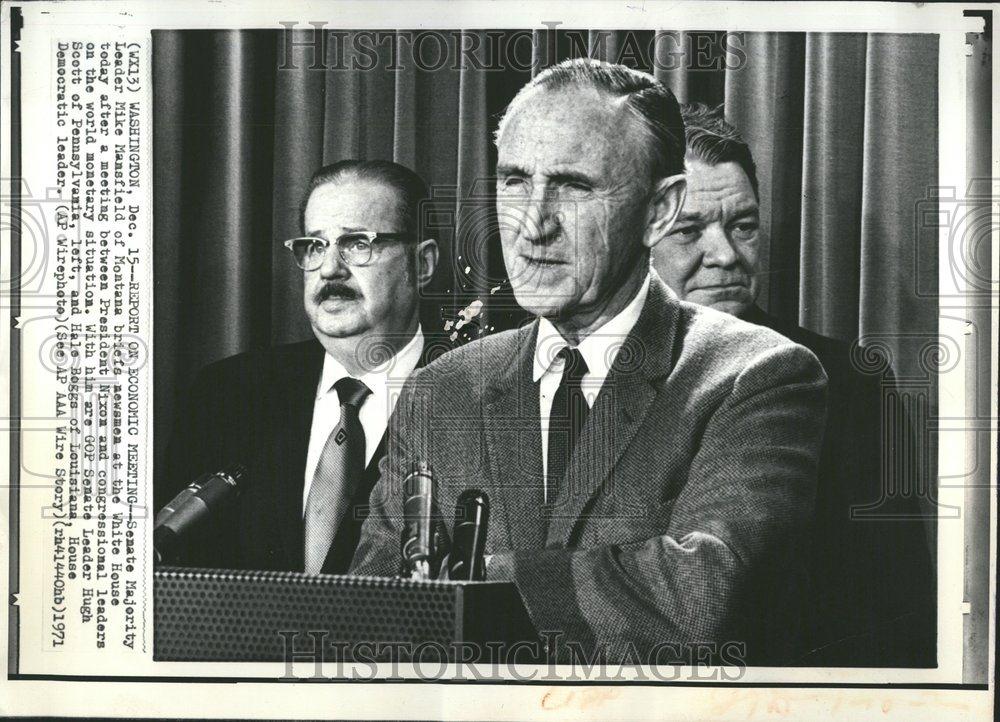 1971 Press Photo Mike Mansfield after Meeting - RRV57275 - Historic Images