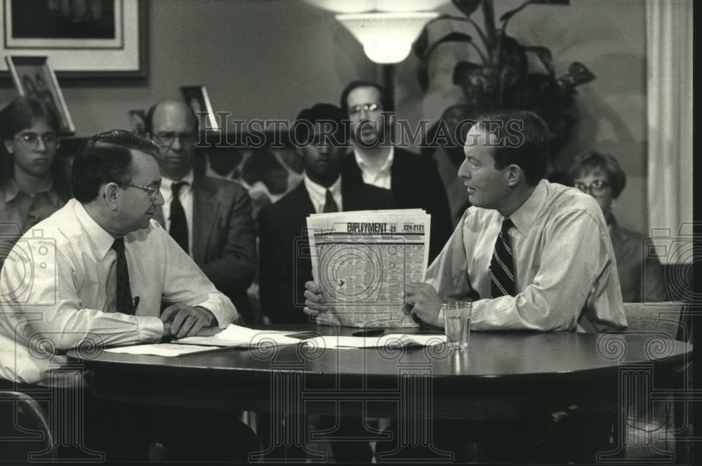 1993 Press Photo Wisconsin Governor Tommy Thompson &amp; Lamar Alexander meeting - Historic Images