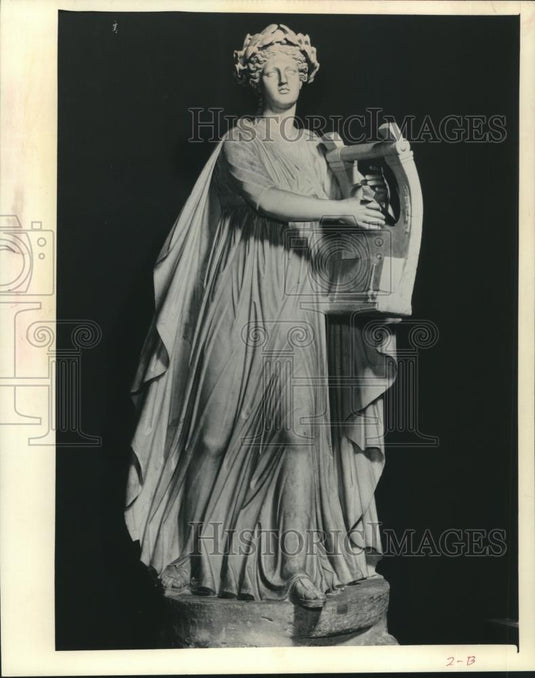 Press Photo Vatican City statute on exhibit in Chicago, Illinois - mjc23076 - Historic Images