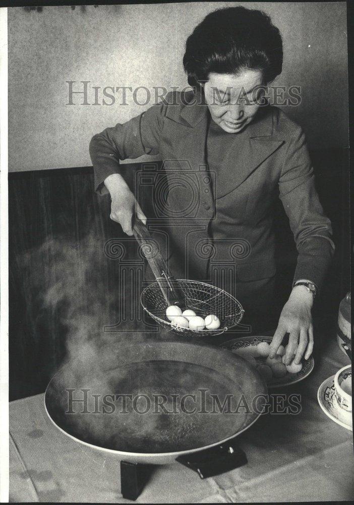 1978 Press Photo Madame Shen Sweet Abacus Soup Clark - RRV60169 - Historic Images