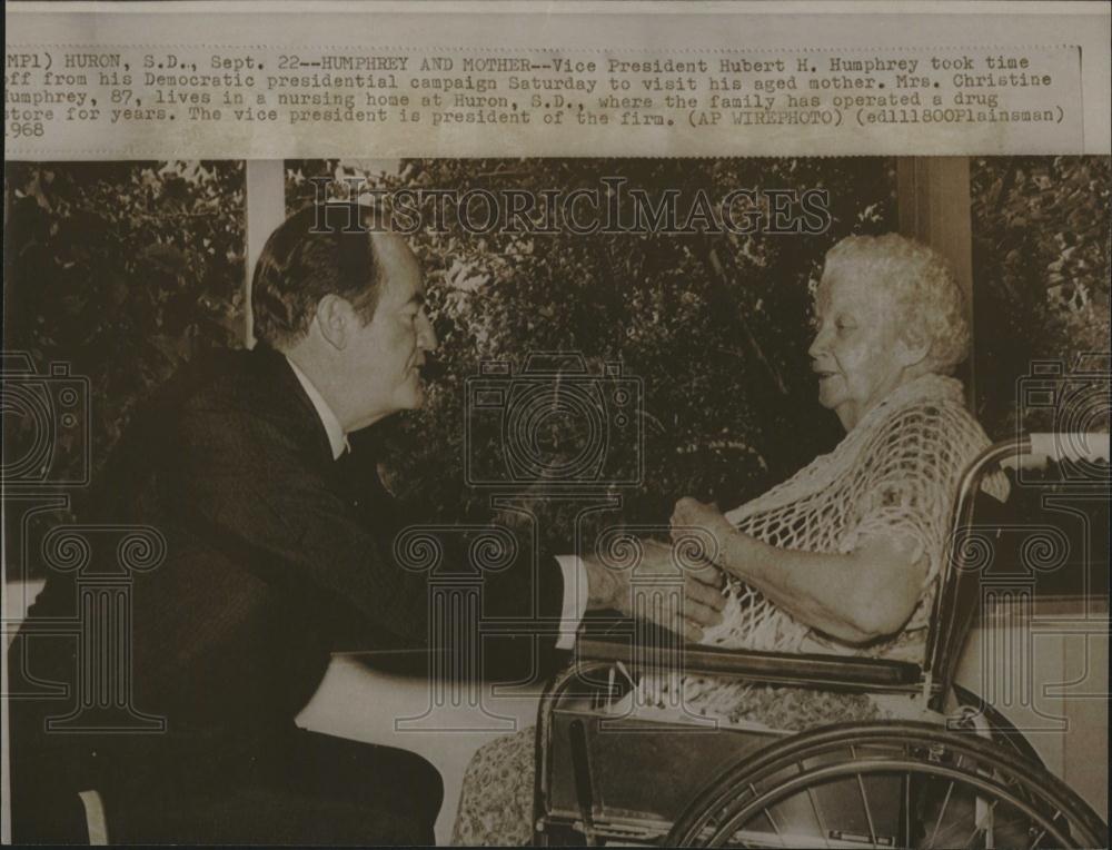 1968 Press Photo Sen Hubert Horatio Humphrey Politician - RRV18223 - Historic Images