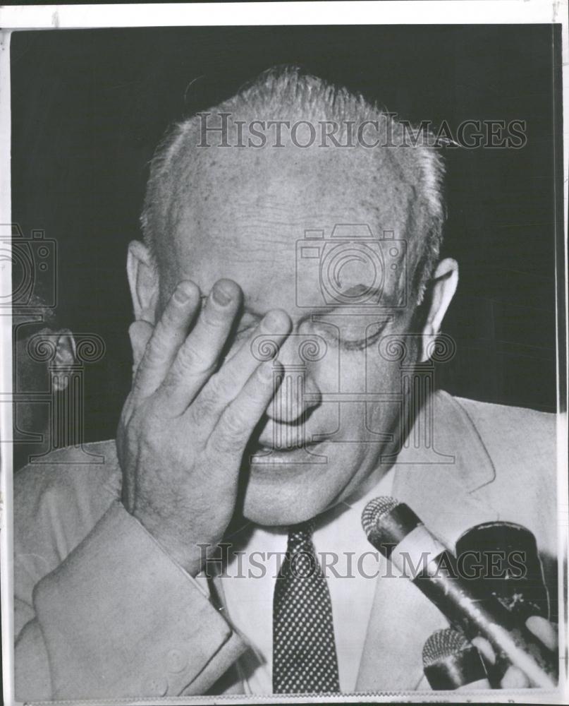 1962 Press Photo James E. Donovan Shows Weariness - RRV32751 - Historic Images