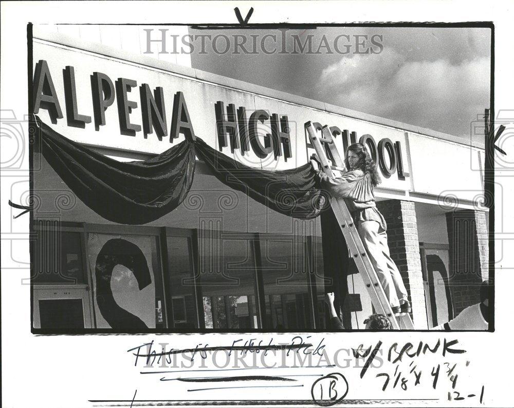 1981 Press Photo Alpena High School closing in mid-year - RRV51127 - Historic Images