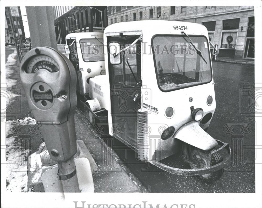 1972 Press Photo Detroit Meter Maid Vehicles - RRV36661 - Historic Images