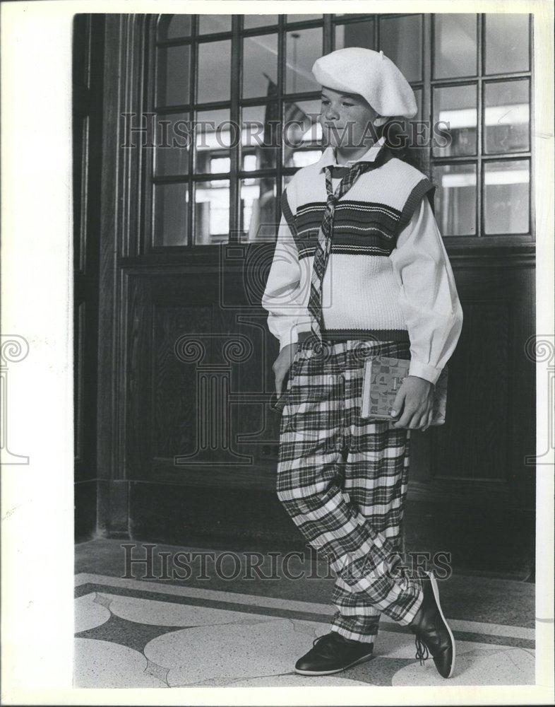 1985 Press Photo Boy Back to School Clothes - RRV56823 - Historic Images