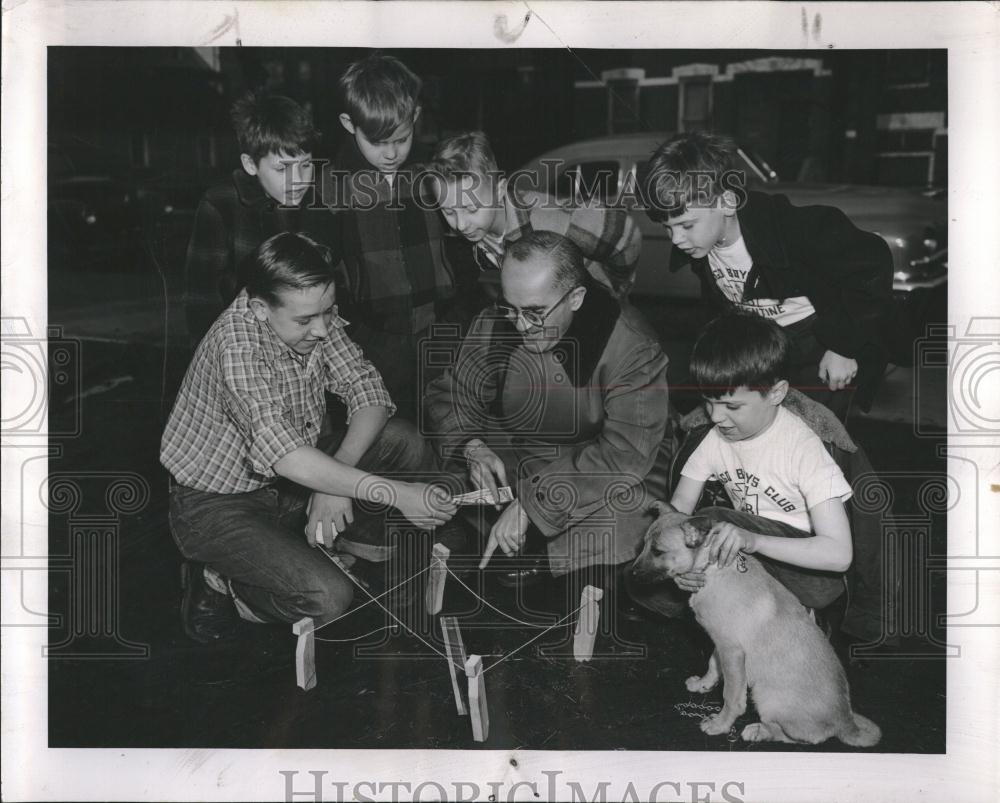 1952 Press Photo Rudy Dumilkas Valentine Club Member - RRV02447 - Historic Images