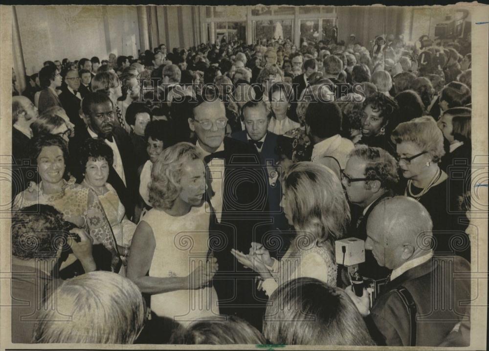 1971 Press Photo Mrs Ethel Kennedy John Kennedy center - RRV16533 - Historic Images