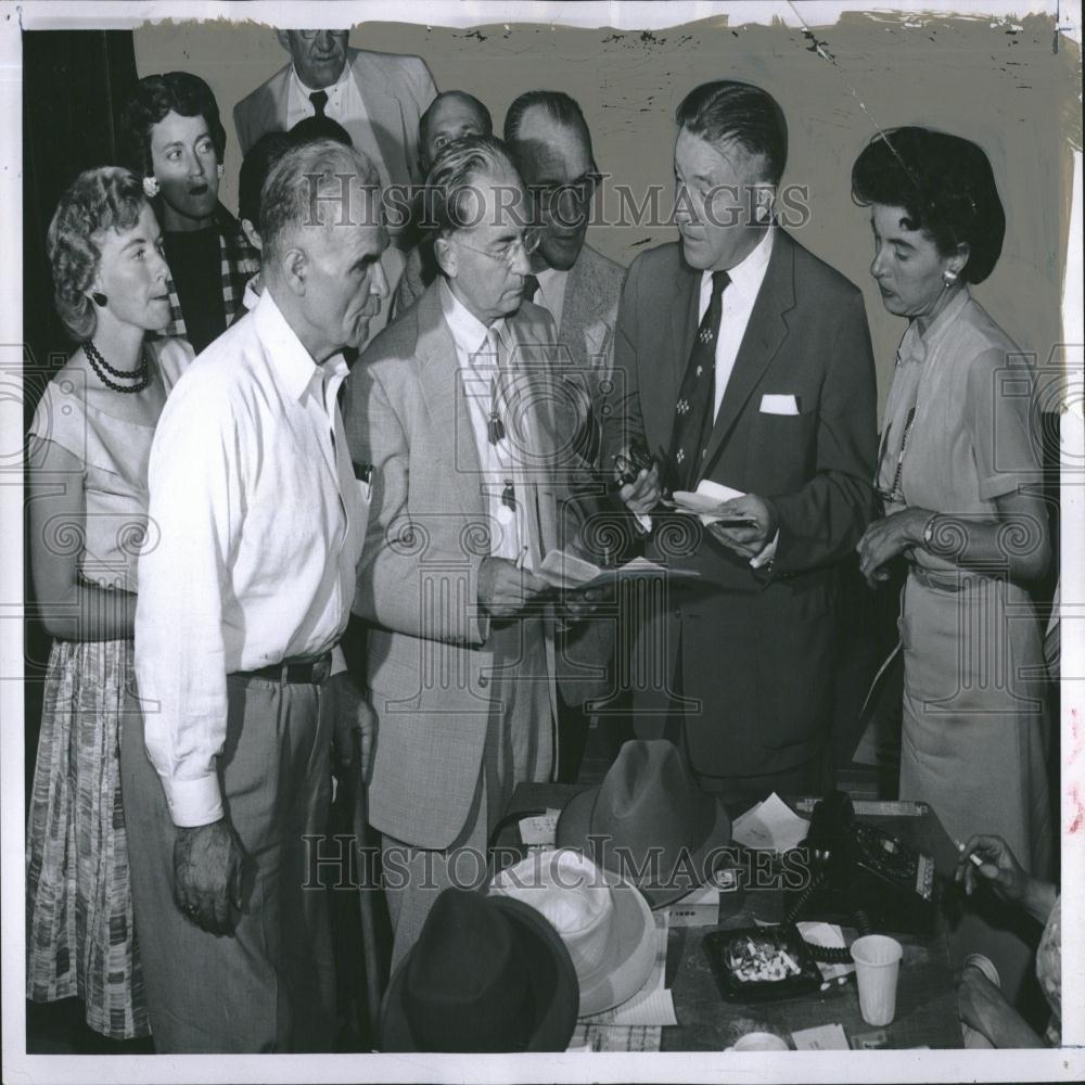 1956 Press Photo John Carroll check late voting returns - RRV28623 - Historic Images