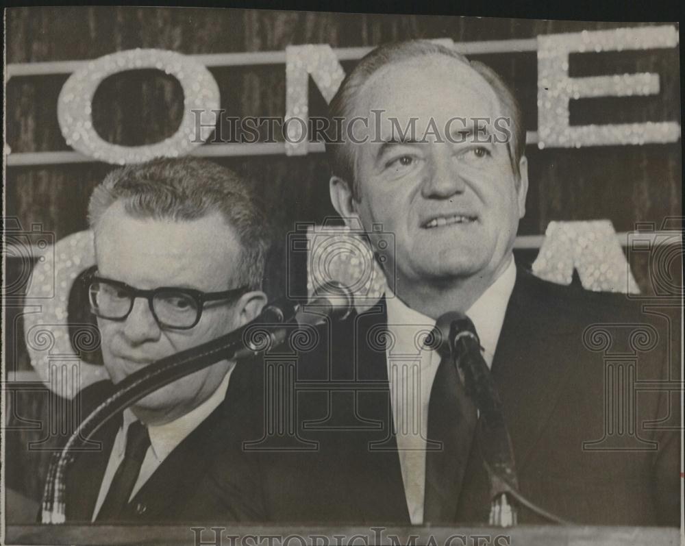 1968 Press Photo Hubert H Humphrey Vice President Sen - RRV18249 - Historic Images