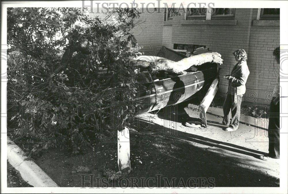 1980 Press Photo Police Robert Gillespie grand Wall - RRV40879 - Historic Images