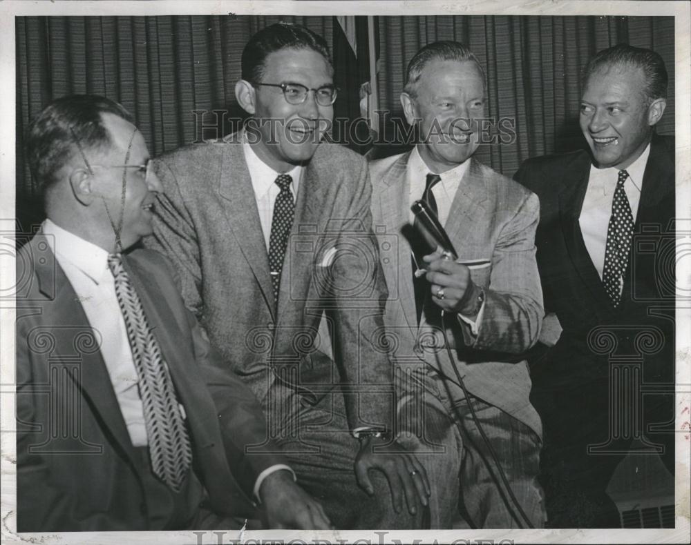1956 Press Photo Arthur Baldwin Denver Chamber Governor - RRV17481 - Historic Images