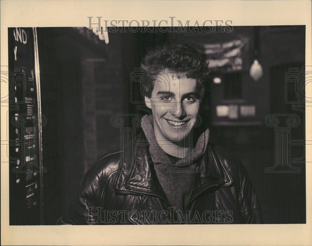 1993 Press Photo Reed Ridgely actor Talkback smoking - RRV72621 - Historic Images