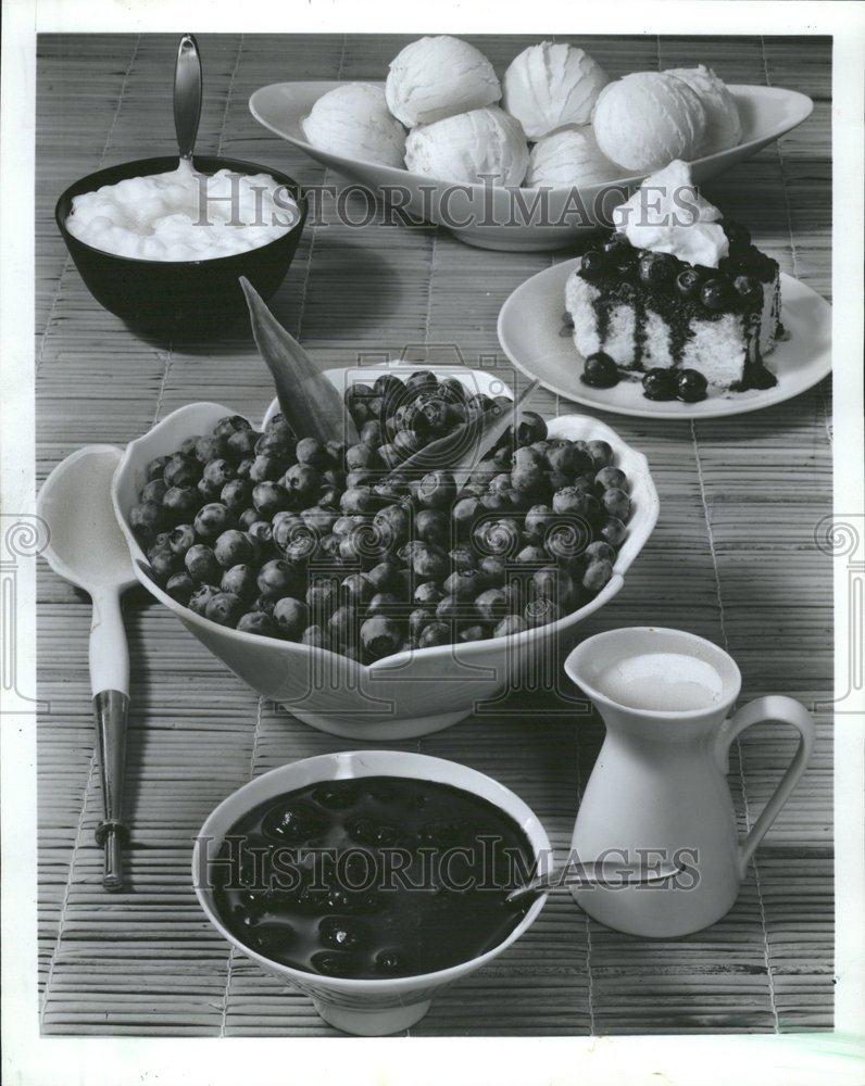 1982 Press Photo Blueberries - RRV64699 - Historic Images