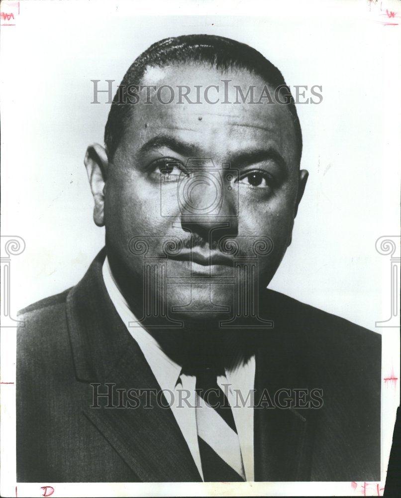 1970 Press Photo Carl Rowan Prominent Black Journalist - RRV55959 - Historic Images