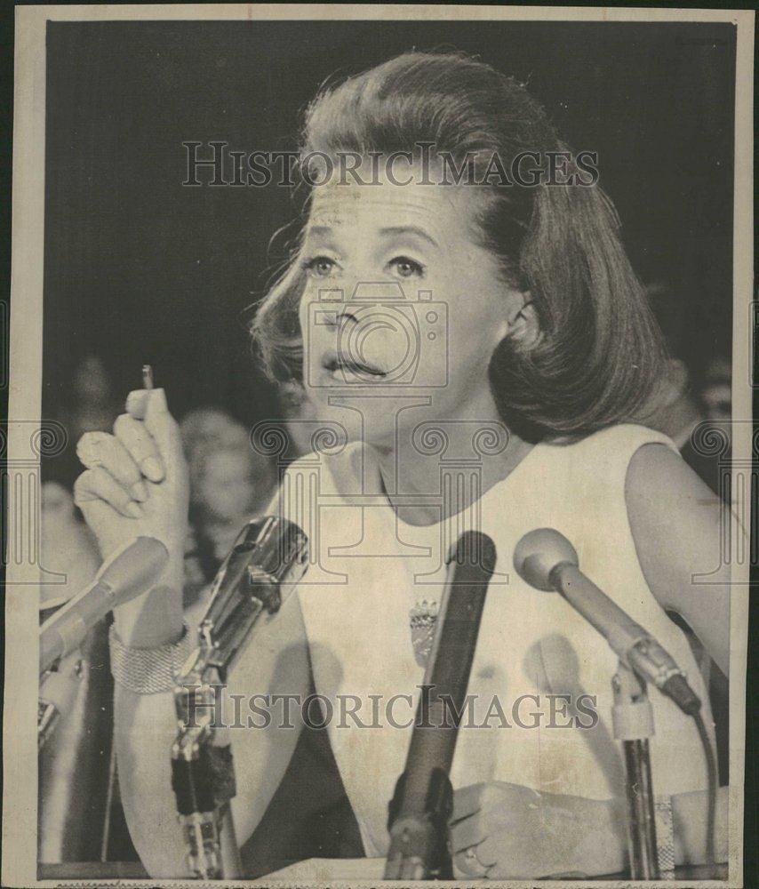 1969 Press Photo Former Consumer Aide Betty Furness - RRV00777 - Historic Images