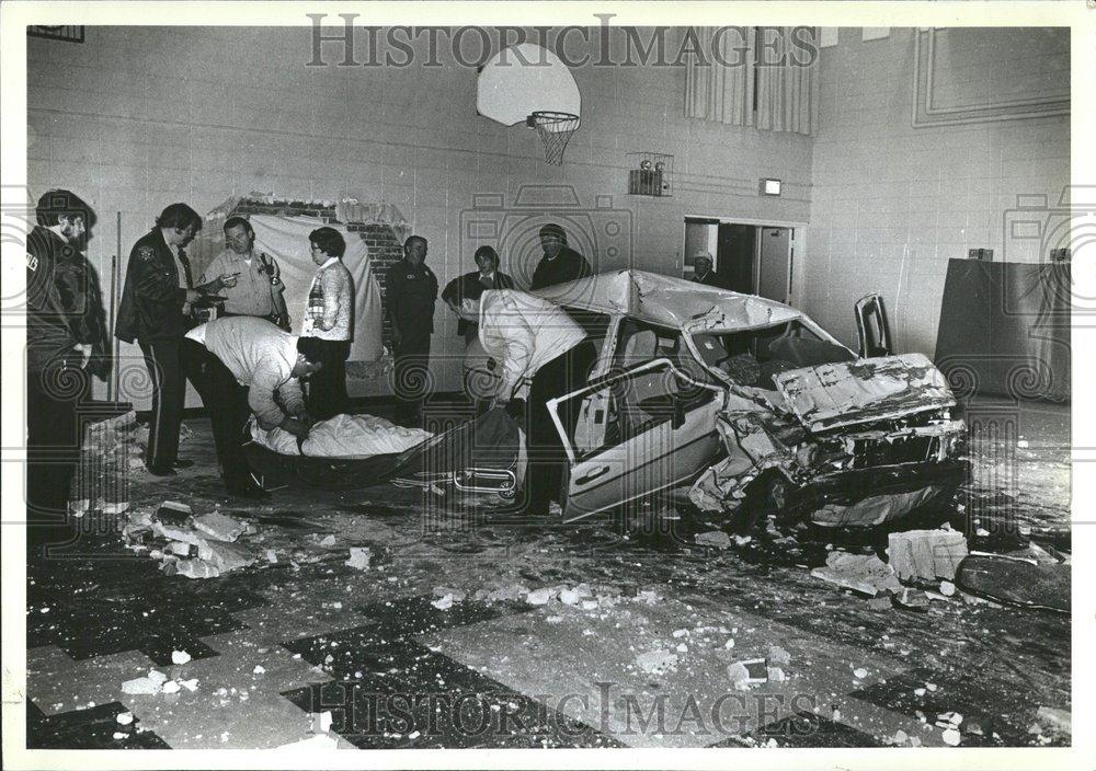 1981 Press Photo Car Crashed Into Elementary School Gym - RRV57371 - Historic Images