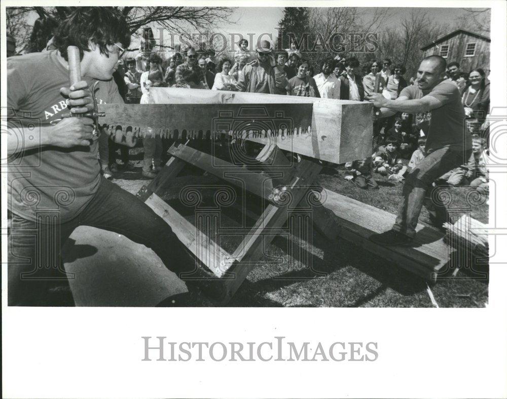 1989 Press Photo Lumberjack Ann Arbor Spring Celebrate - RRV45293 - Historic Images