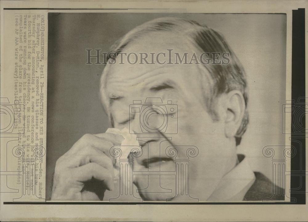 1976 Press Photo Senator Hubert Humphrey - RRV18383 - Historic Images