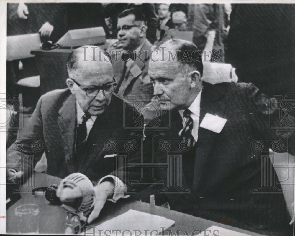 1981 Press Photo Douglas Dillon US Treasury Secretary - RRV26191 - Historic Images