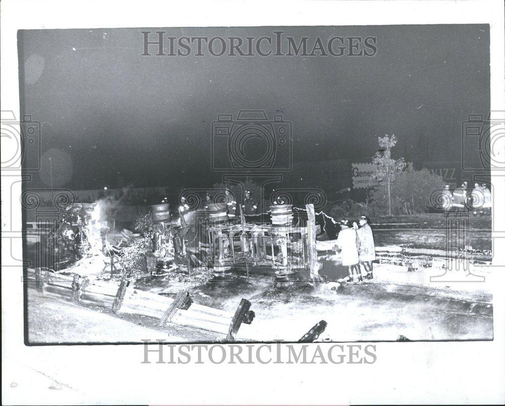 1979 Press Photo Accident tanker truck fires Detroit - RRV47481 - Historic Images