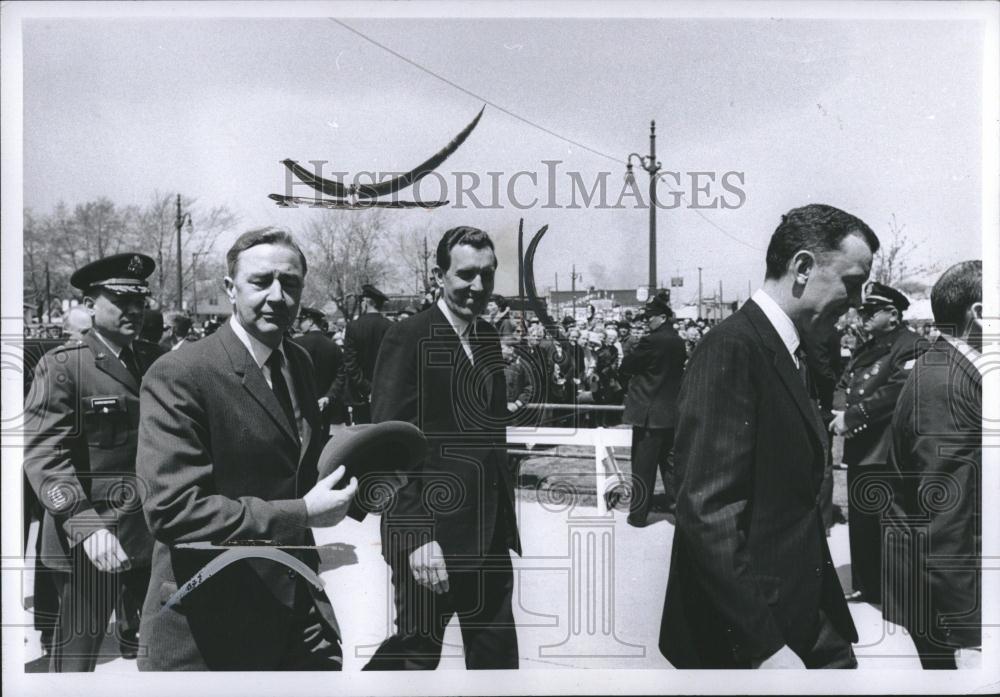 1966 Press Photo Lamara Edmund Patrick - RRV03093 - Historic Images