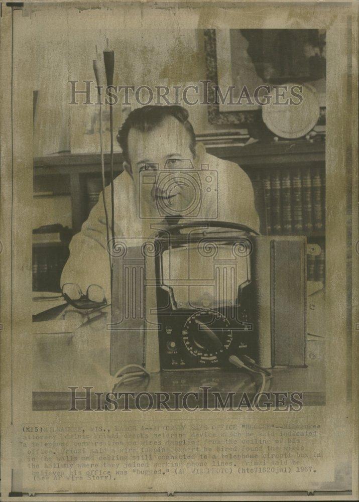 1967 Press Photo electronic device wiretapping police - RRV60985 - Historic Images