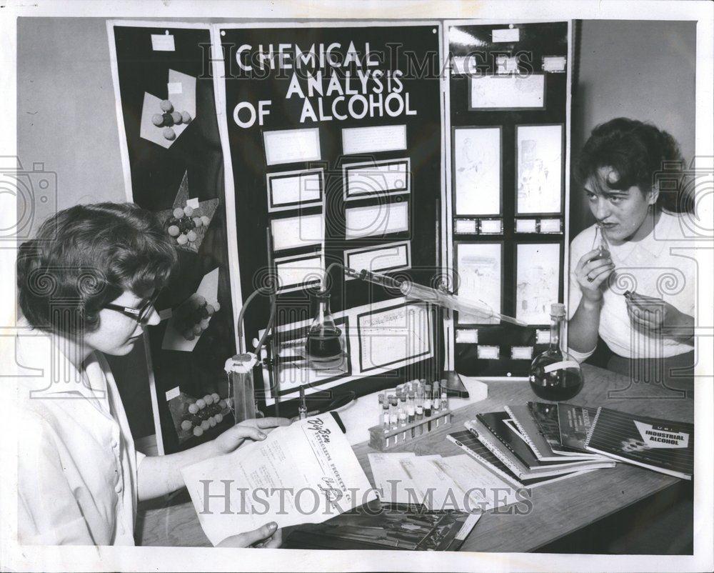 1960 Press Photo 311 Catholic District Science Fair - RRV58577 - Historic Images