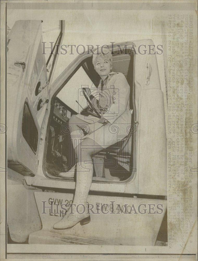 1979 Press Photo Women Job Unusual - RRV60913 - Historic Images