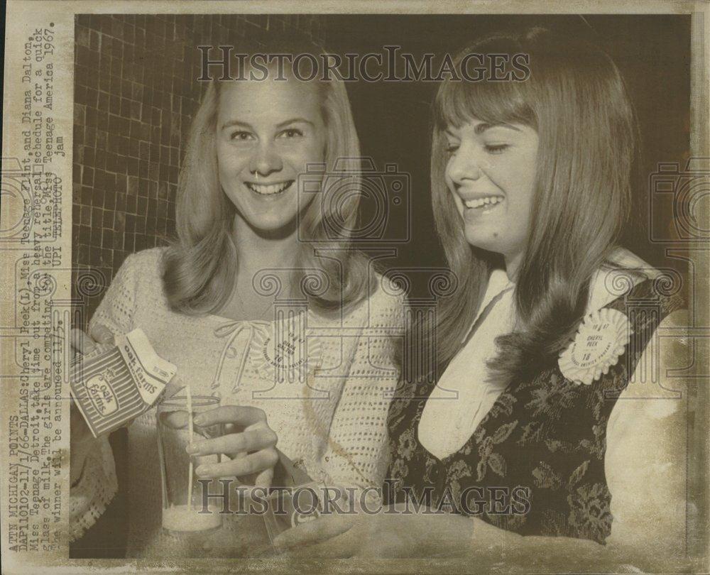 1966 Press Photo Cheryl Peek Miss Teenage Flint Diana - RRV40961 - Historic Images