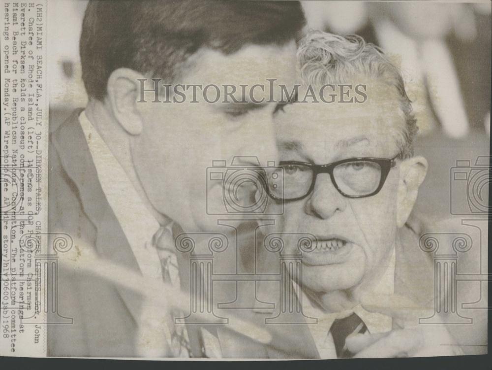 1968 Press Photo Gov John Chafee Everett Dirksen GOP - RRV28825 - Historic Images