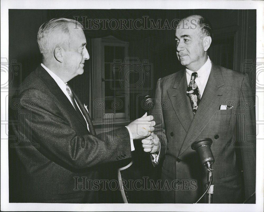 Press Photo Arthur J Packard Albert Pick, Jr. American - RRV45105 - Historic Images