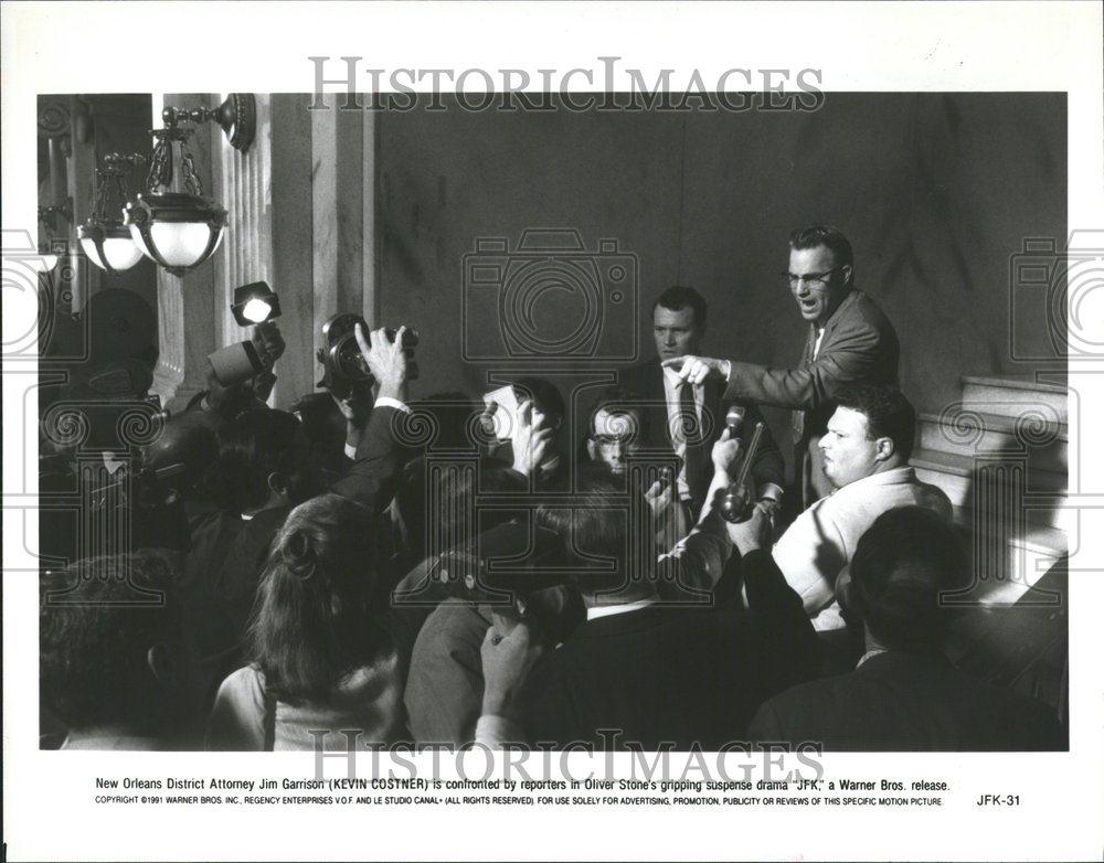 1992 Press Photo Kevin Costner Actor JFK Movie - RRV50533 - Historic Images