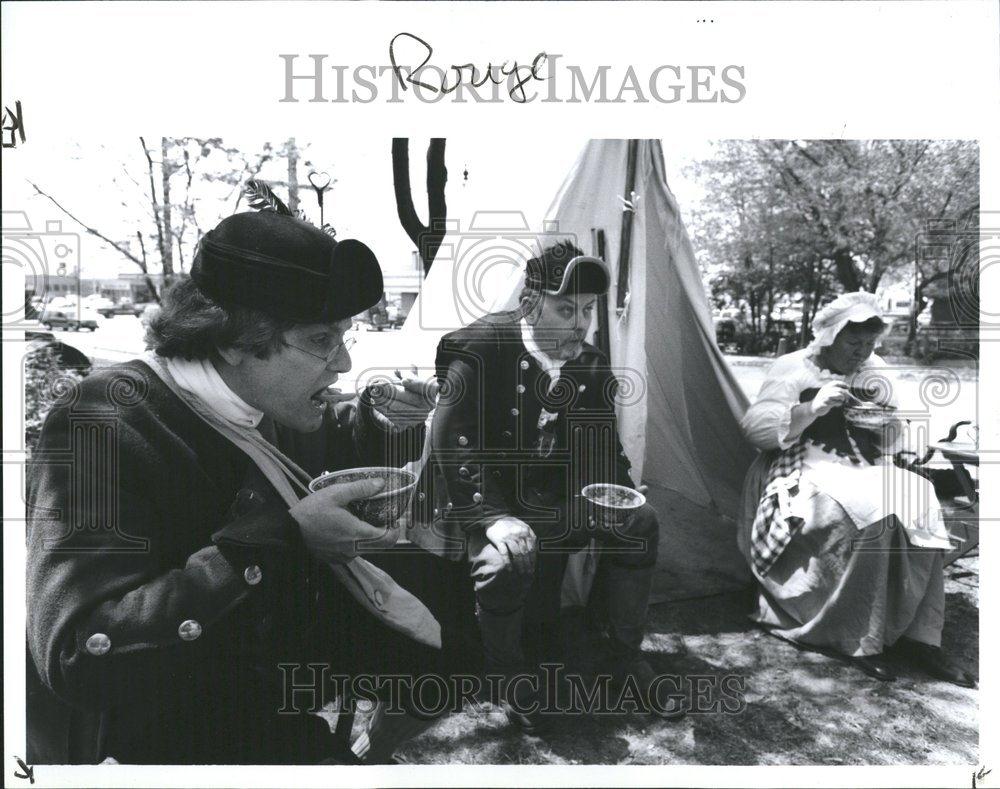 1992 Press Photo Rendezvouz Rouge/McFadden-Ross Museum - RRV51653 - Historic Images
