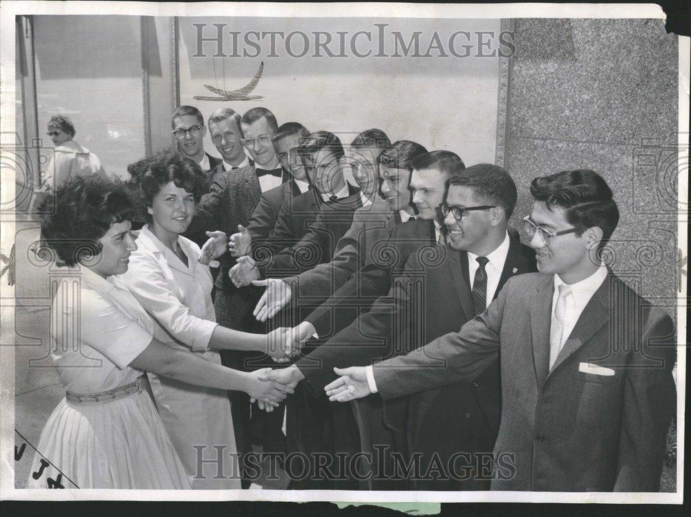 1961 Press Photo Science Fair Scholarship Winners Chic - RRV59199 - Historic Images