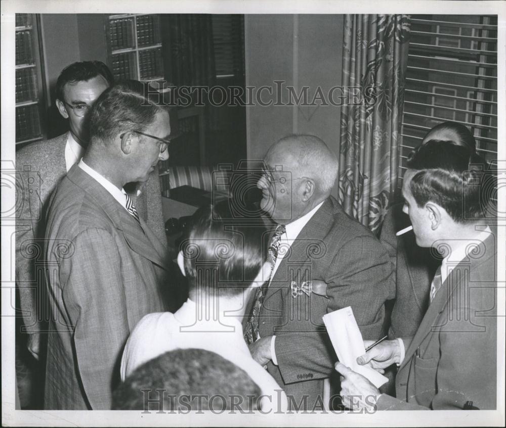 1952 Press Photo Senator Estes Kefauver Congressman - RRV25843 - Historic Images
