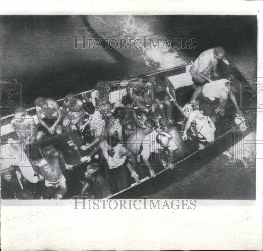 1964 Press Photo Australian destroyer Voyager Melbourne - RRV41939 - Historic Images