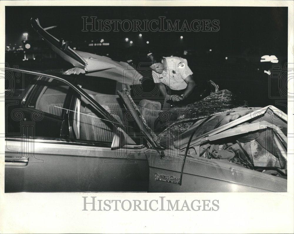 1985 Press Photo Car Accident Harlem Berwyn - RRV01051 - Historic Images